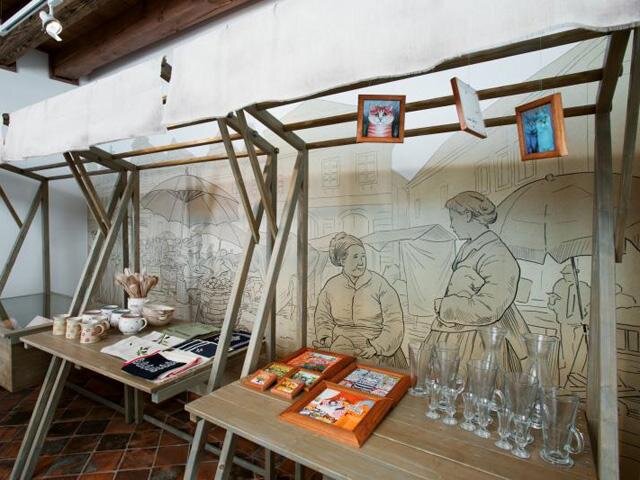 Bezbariérově přístupná expozice nabízí středověké tržiště s dobovou atmosférou.