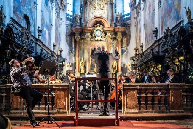 V podání sólohornistky Zuzany Rzounkové zazněl koncert Vzpomínky Kryštofa Marka.