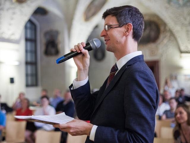 Moderátorem diskuze byl vedoucí redakce PROPAMÁTKY Jan Štěpánek.