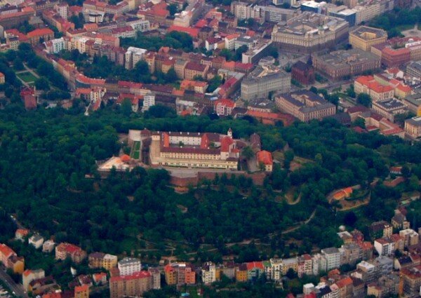 Loni skončila hlavní část oprav hradu Špilberk, která vyšla na miliardu korun. Nyní se bude opravovat severní hradba.