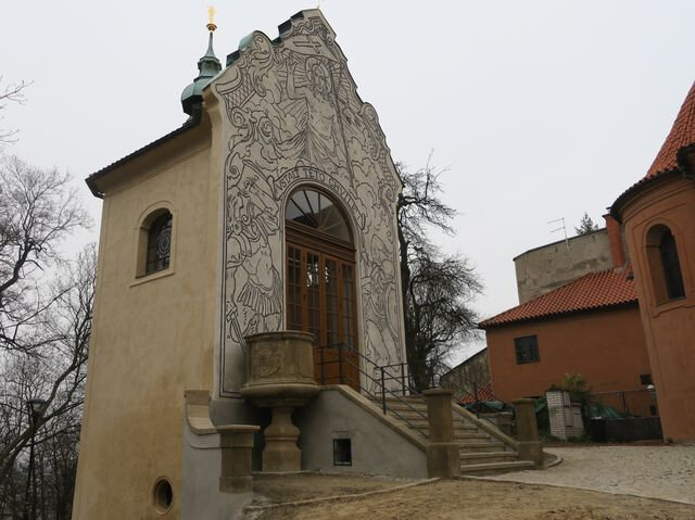 Obnovená kaple sv. Kříže na Petříně byla poslední dosud nezrekonstruovanou památkou tamní Kalvárie.