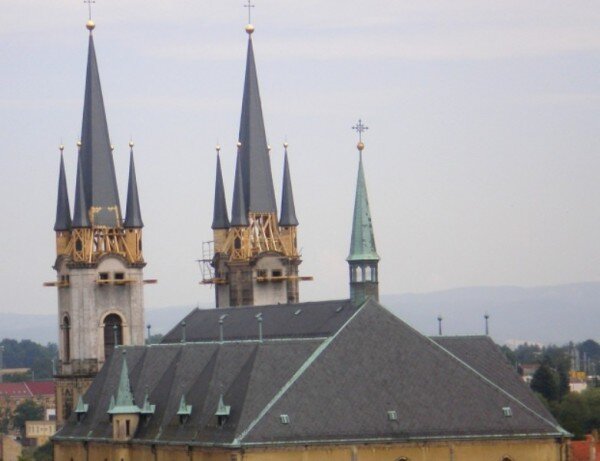 Kostel sv. Mikuláše v Chebu – výměna kostelních věží.  