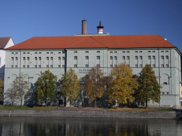V písecké Sladovně by po obnově střední části měla vzniknout expozice sladovnictví a expozice pro děti a teenagery.