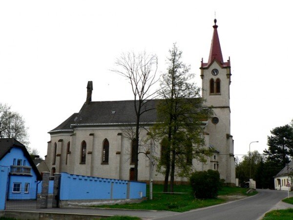 Díky projektu už ožil například zchátralý kostel v Lukové u Manětína.