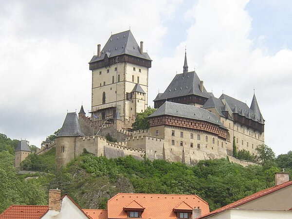 Hrad Karlštejn byl obnoven za podpory financované z IROP.
