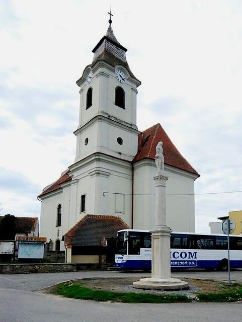 Kostel sv. Jakuba Většího ve Vratěníně