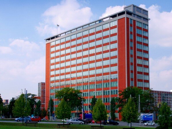 Administrativní budova č. 21 společnosti Baťa byla ve své době nejvyšší budovou tehdejšího Československa.