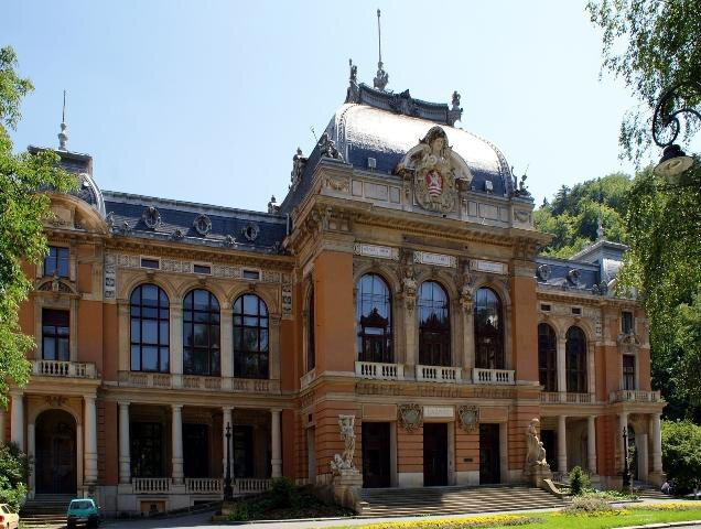 Císařské lázně se dočkají nové fasády s historizující patinou.