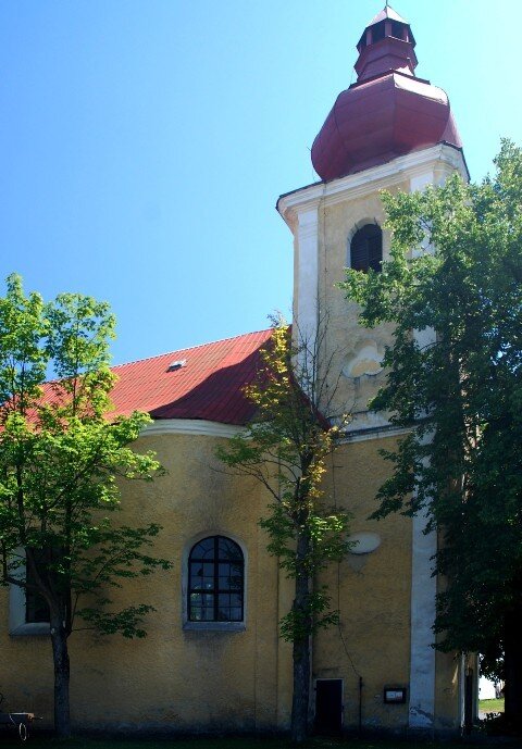 Kostel sv. Anny v Částkově na Tachovsku patří nyní obci. I nadále bude sloužit jako kostel, ale také jako místo určené pro kulturní akce. 