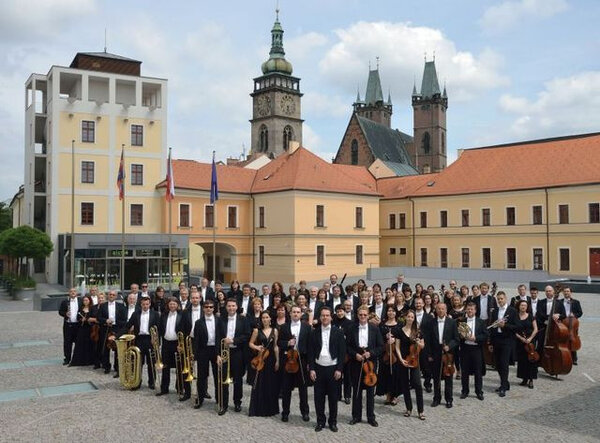 Filharmonie Hradce Králové vystoupí 27. června pouze on-line, hrát bude v klášterním kostele sv. Vojtěcha v Broumově.