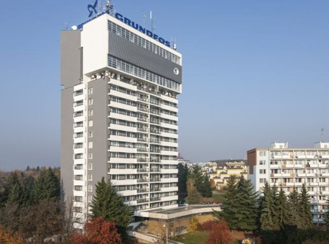 Věžový dům s vodojemem v Olomouci podle projektu Petra Braunera