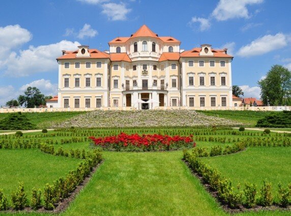 Zámecký park obklopující malebný barokní zámek v Liblicích na Mělnicku bude novou přírodní rezervací Středočeského kraje. 