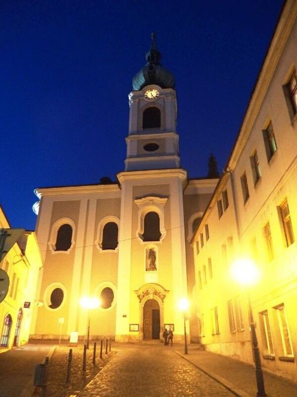 Kostel Narození Panny Marie v Trutnově (ilustrační foto)