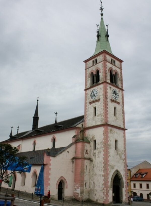 Obnově kostela sv. Markéty v Kašperských Horách by měla pomoci veřejná sbírka, kterou město vyhlásilo na celý rok 2012.