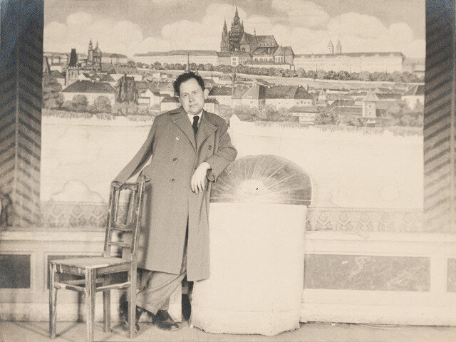 Josef Sudek v roce 1938 na snímku Jaromíra Funkeho