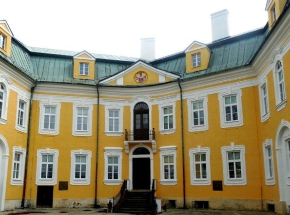 Zámek v Bílovci byl zpřístupněn veřejnosti díky neziskové organizaci Kuratorium zámku Bílovec.