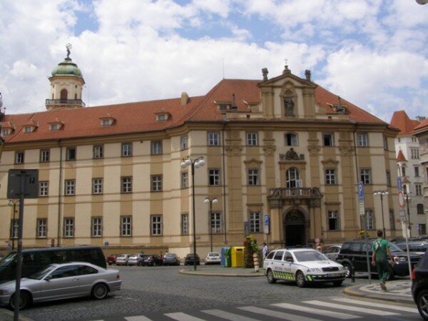 Výstava Zničené kostely severních Čech 1945-1989 je otevřena až do 21. ledna 2011 v novém výstavním sále Národní knihovny v Klementinu.