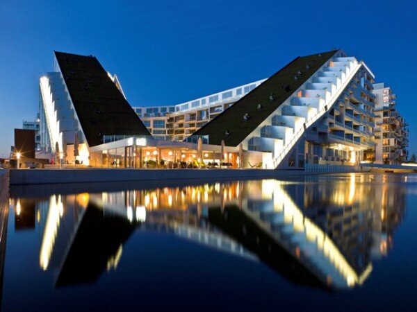 Bjarke Ingels Group - 8 House