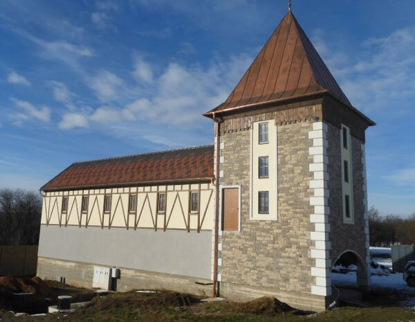 Střecha zábavního parku v Chlumci nad Cidlinou od R.I.W. zvítězila v kategorii Veřejně prospěšné stavby.