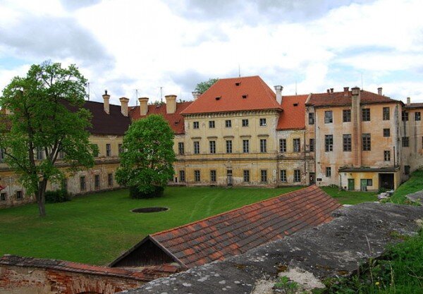 Klášter Plasy, budova prelatury