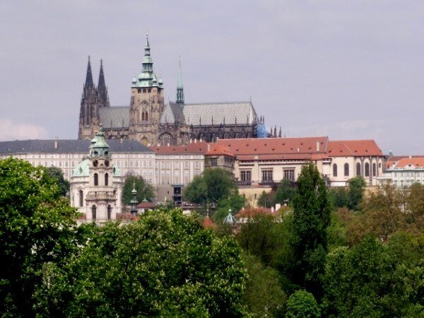 Katedrála sv. Víta, Václava a Vojtěcha je hlavní dominantou Pražského hradu.