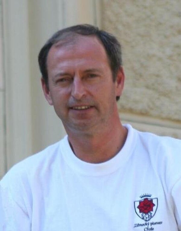 Zámecký pivovar Chyše obnovil a provozuje Vladimír Lažanský.