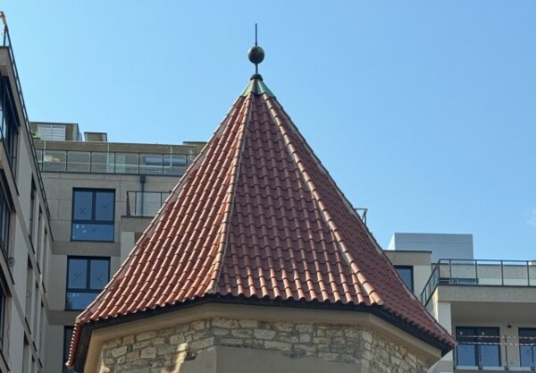 Kajetánská kaple v Praze-Břevnově od firmy A-Z Bau byla vybrána mezi nejzdařilejší rekonstrukce střech v kategorii Historické stavby.