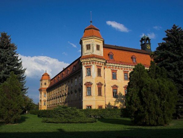 Renesančně barokní zámek v Holešově byl postaven v roce 1650. 