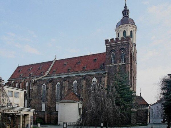Opava - katedrála Nanebevzetí Panny Marie (ilustrační foto)