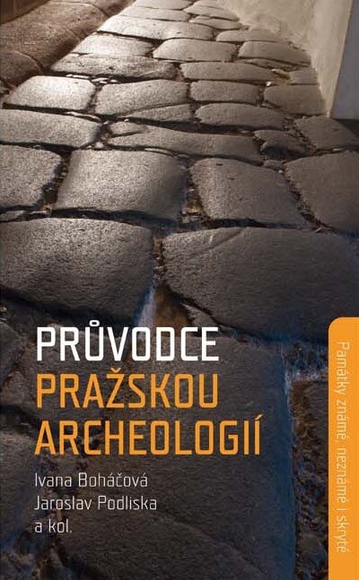 Průvodce lze díky příručnímu formátu lehce nosit v terénu, je také vybaven takzvanými QR kódy odkazujícími na webovou stránku informačního portálu pražské archeologie.
