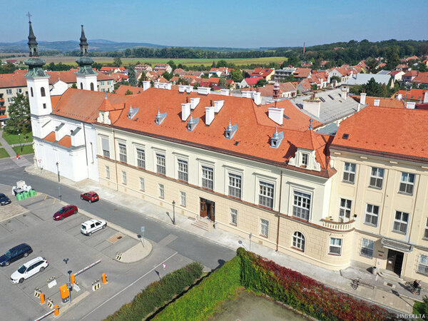 Celkový pohled na valtickou nemocnici