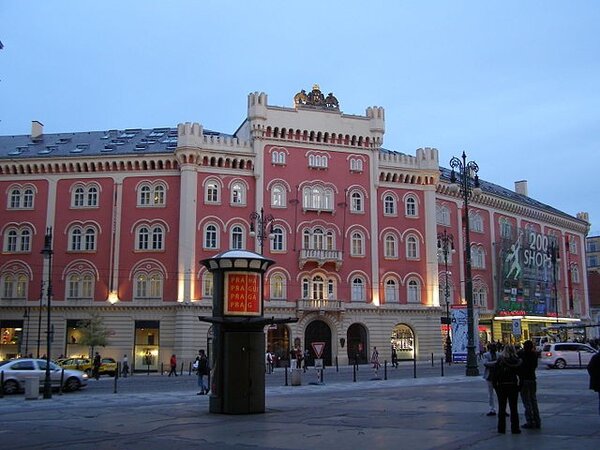 Archeologický výzkum století byl prováděn na pozemku bývalých kasáren Jiřího z Poděbrad (ilustrační foto).