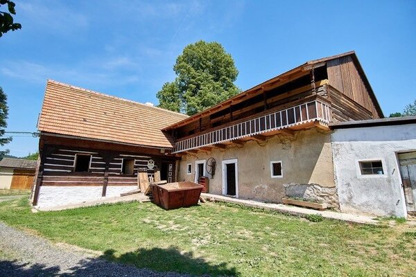 Beranův hostinec pochází pravděpodobně z 19. století a je kulturní památkou.