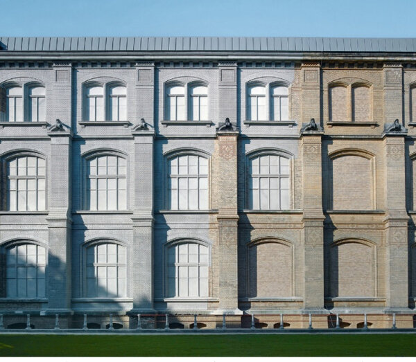 Renovace a rozšíření východního křídla Přírodovědného muzea, Berlín, 1995-2010