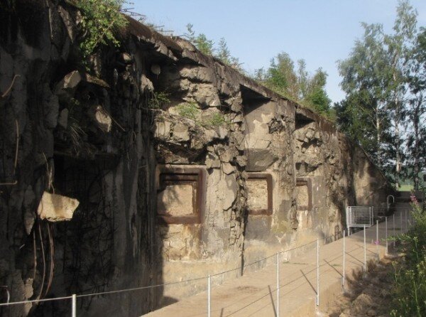 Dělostřelecký srub tvrze Hůrka - stav červen 2012.