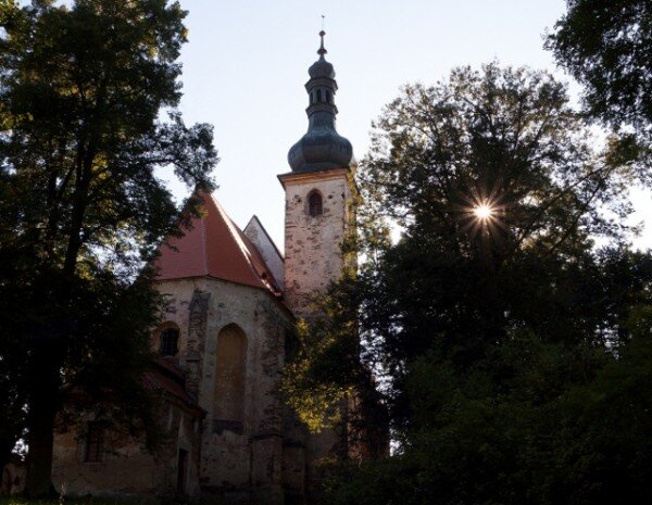 Kostel sv. Anny poblíž Horšovského Týna
