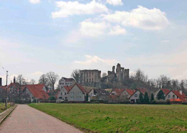 Svazek obcí Košumbersko nese název podle zříceniny hradu Košumberk ve městě Luže.