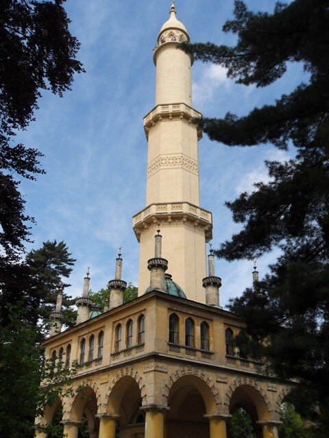 Doposud vyšly opravy rozhledny Minaret v lednickém zámeckém parku na 8 milionů korun. Na dokončení projektu je však třeba dalších 30 milionů. 