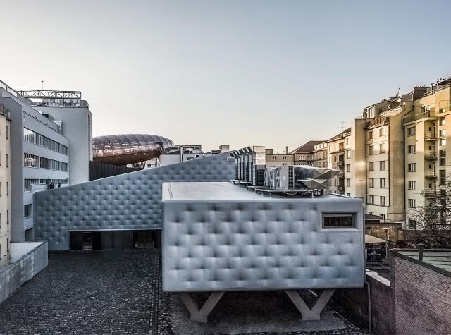 Centrum současného umění DOX+ je známou realizací architekta Petra Hájka.