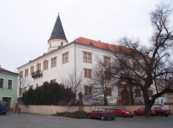 Přerovský zámek byl jedním ze sídel šlechtického rodu Žerotínů. 