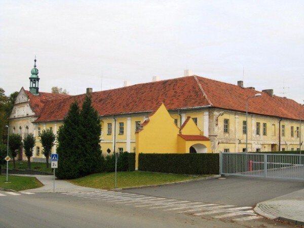 Votice - bývalý františkánský klášter
