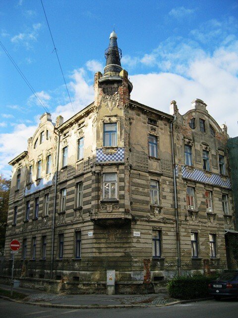 Villa Bellevue v Olomouci. Dotace z programu Obnova kulturních památek v Olomouckém kraji umožní opravu fasády nároží domu.