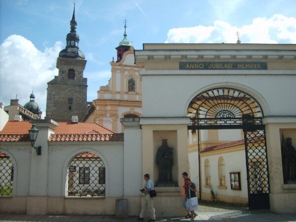 Muzeum církevního umění plzeňské diecéze se v nové rozšířené podobě otevře v červnu 2012 v bývalém františkánském klášteře v Plzni.