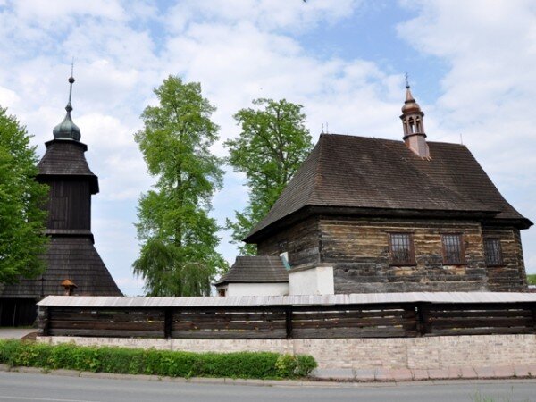 Kostel sv. Mikuláše ve Velinách
