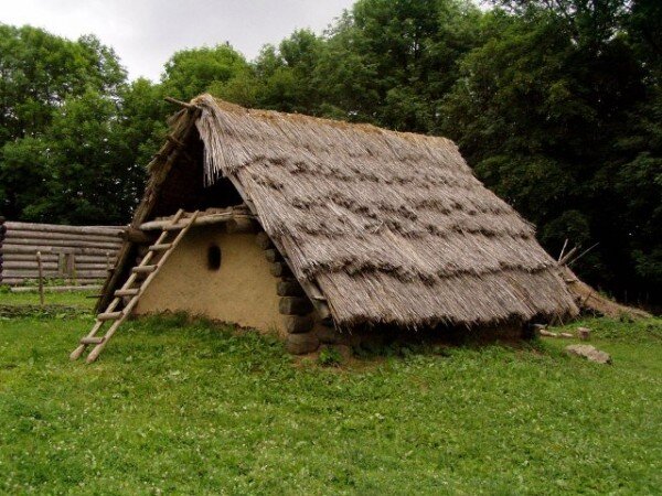 Roubená podzemnice v archeoparku Villa Nova, který provozuje Středisko experimentální archeologie a regionálních dějin (ilustrační foto).                           