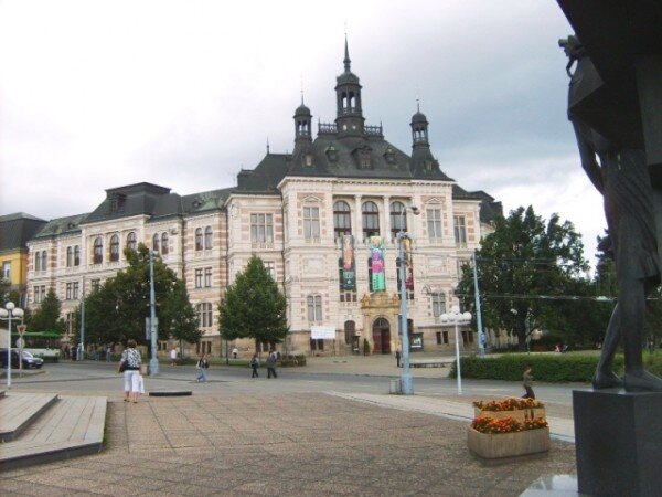 Západočeské muzeum – až do 1. května 2011 je zde k vidění výstava Ochrana kulturního dědictví - Plzeňský kraj. 