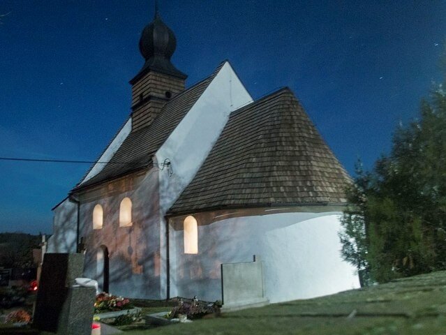 Projekt Křesťanské Vánoce zve na bohatý program nejen do kostelů. Na ilustračním snímku je kostel Všech svatých v obci Přeskače.