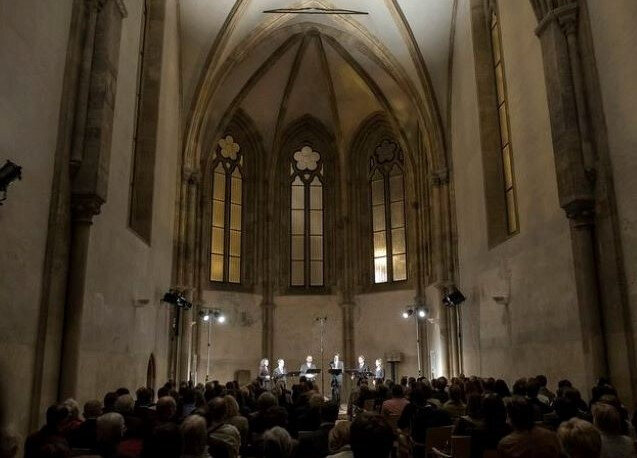 První koncert se bude konat v Anežském klášteře 10. října.