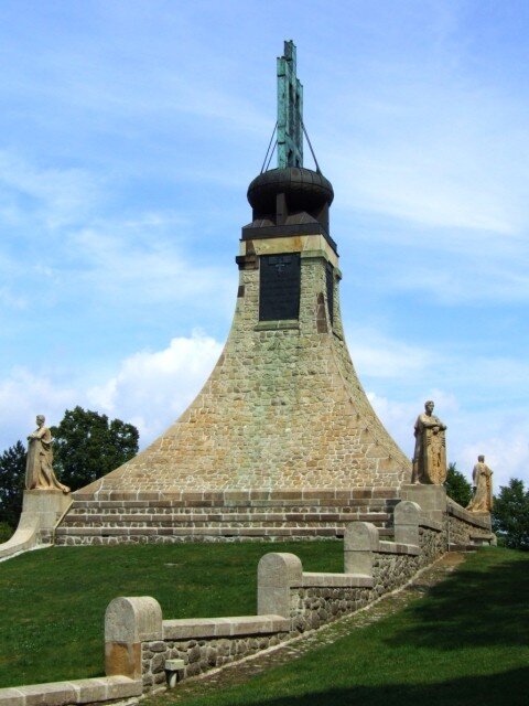 Památník Mohyly míru 