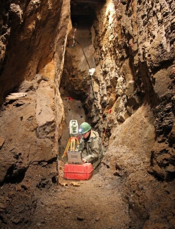 Dokumentační práce v podzemí při projektu ArchaeoMontan